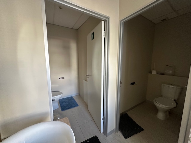 To Let commercial Property for Rent in Pinelands Western Cape